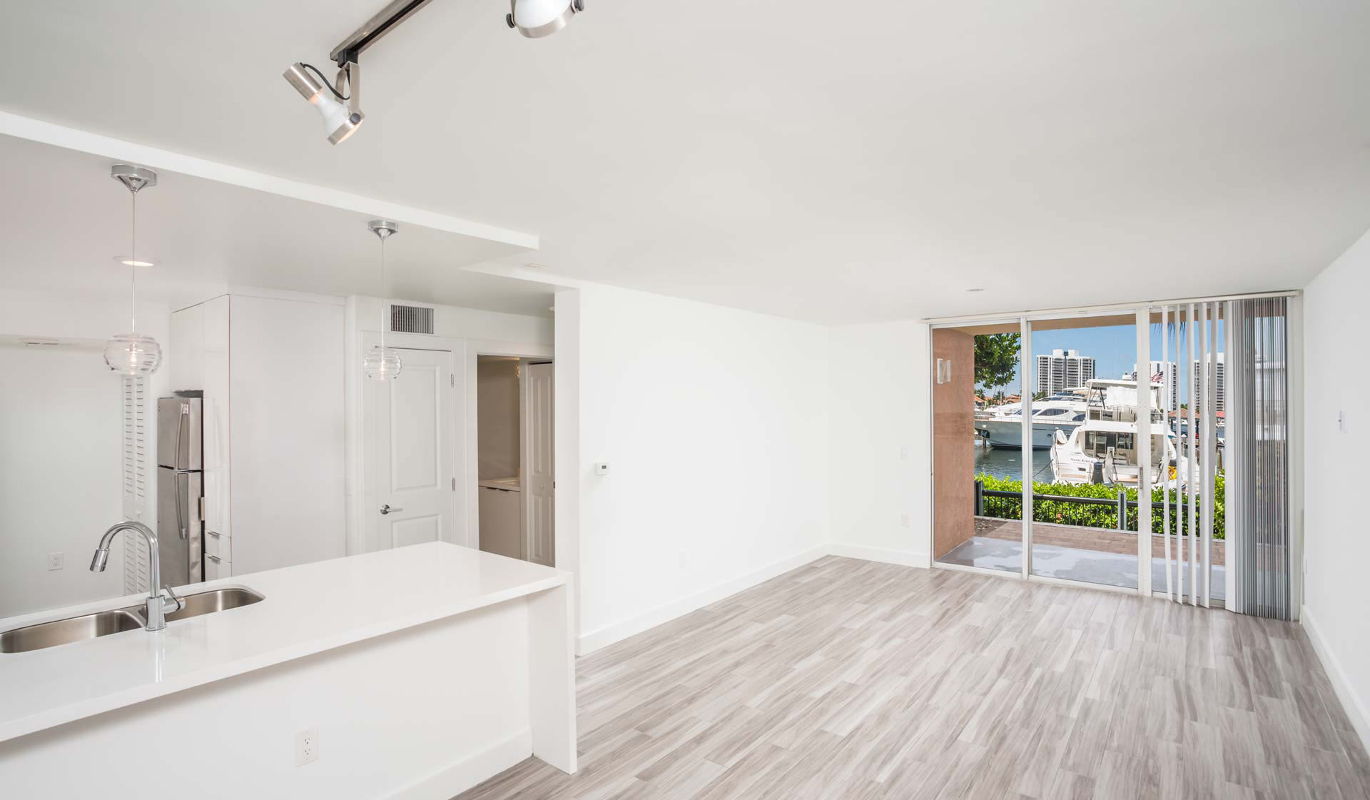 Waterways Village Apartments – photo 5