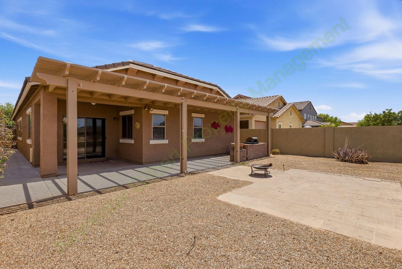 Beautiful 4-Bedroom Home with Split Floor Plan & Spacious Backyard in San Tan Valley! – photo 2