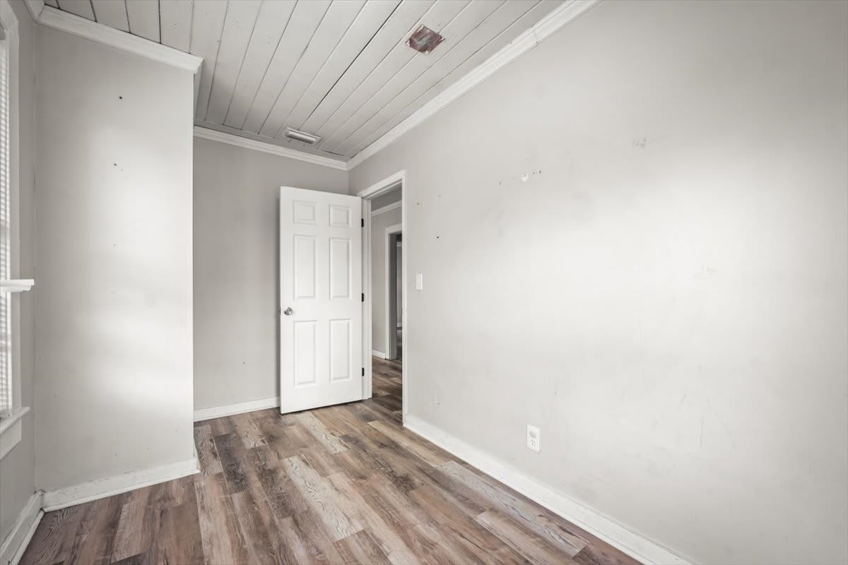 256 Vernis Ave – photo 4