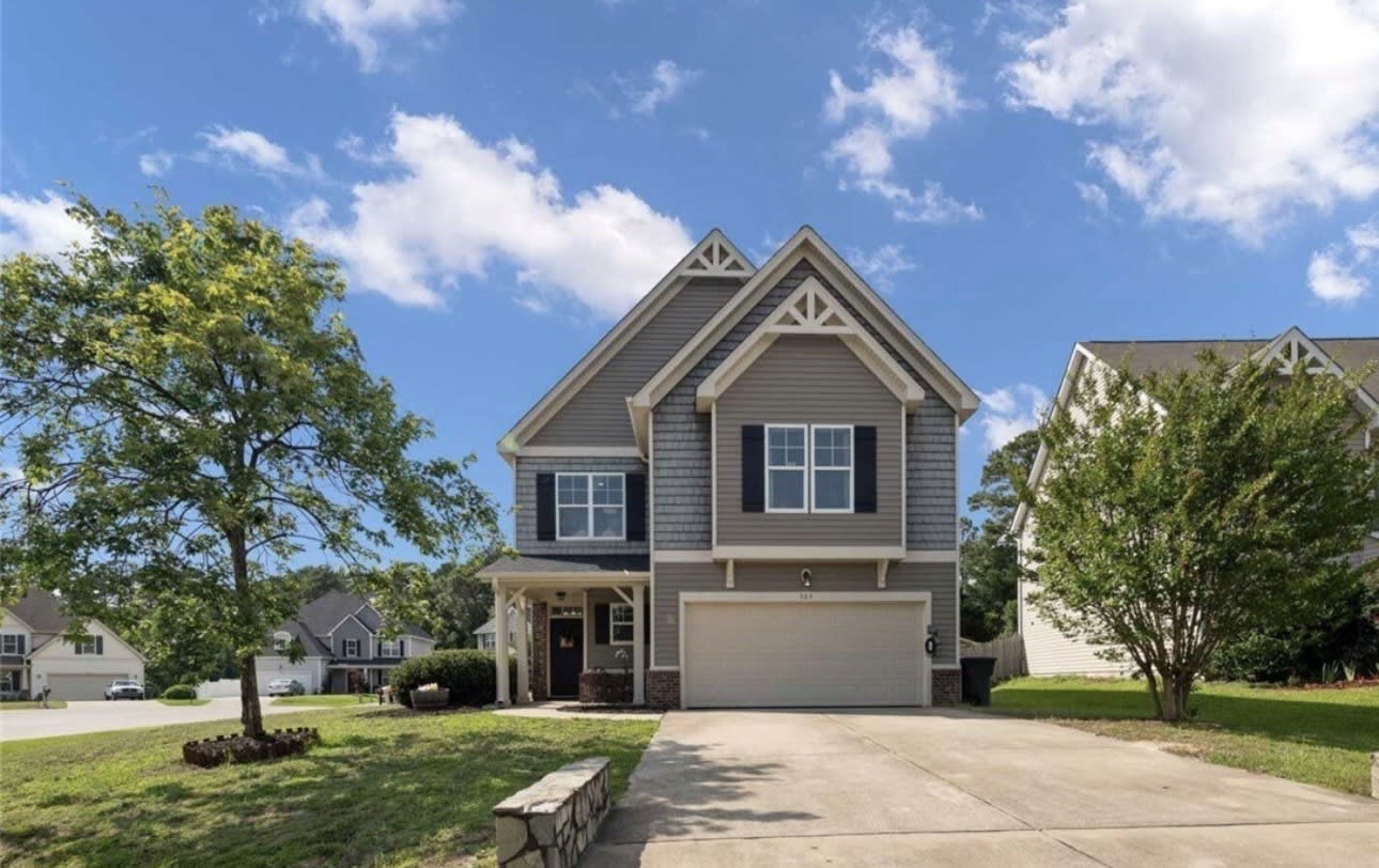 305 Bedfordshire Place – photo 1