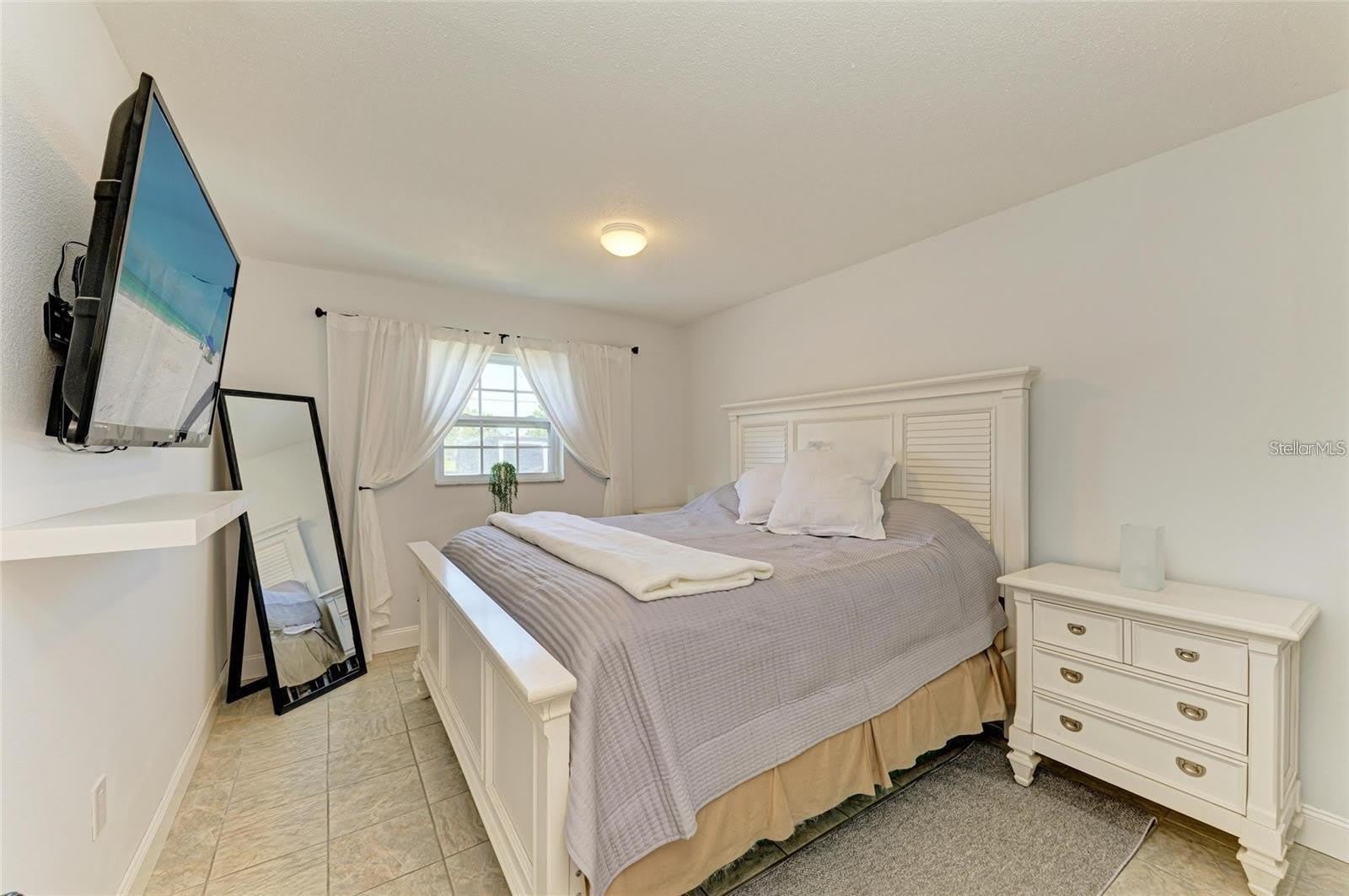 9810 DORADO Avenue – photo 5