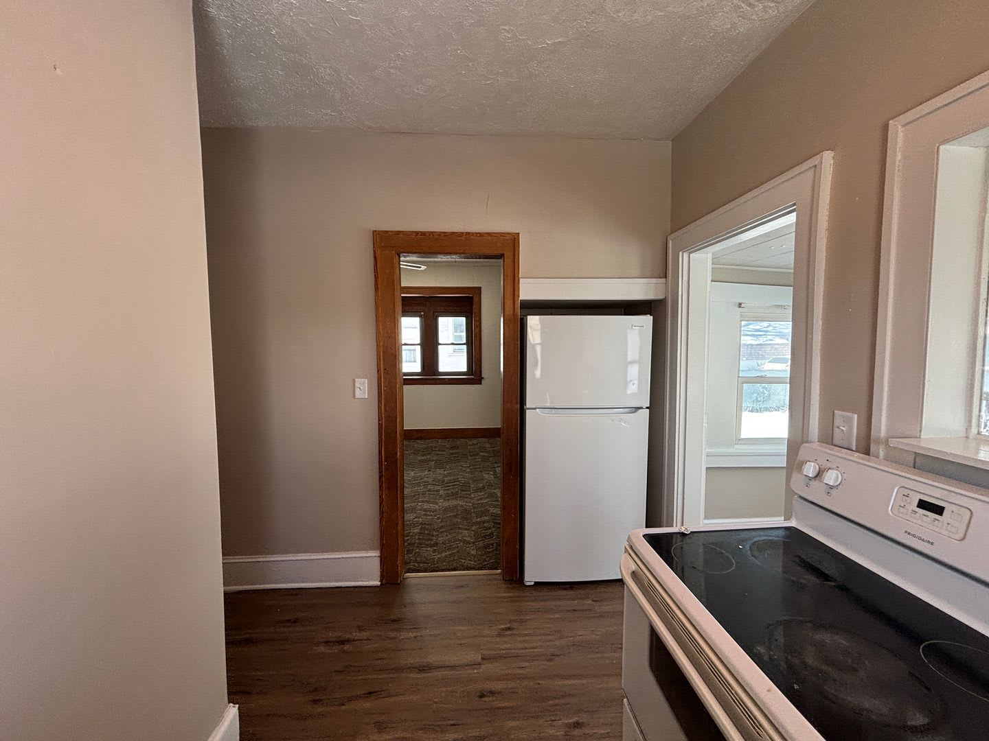 4 Bedroom, 1 Bathroom home with 2+ car garage! – photo 5