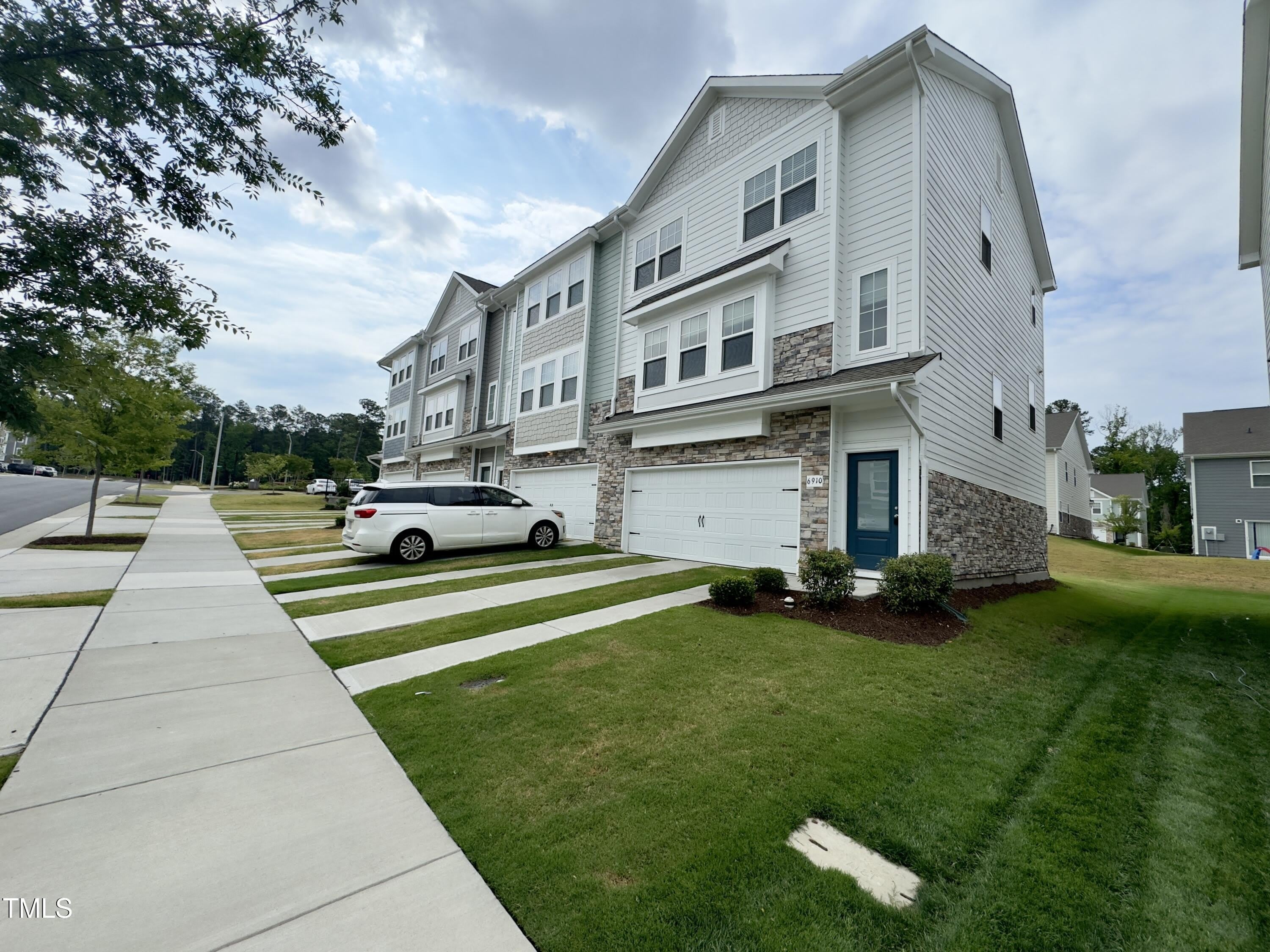 6910 Point Bar Place – photo 1