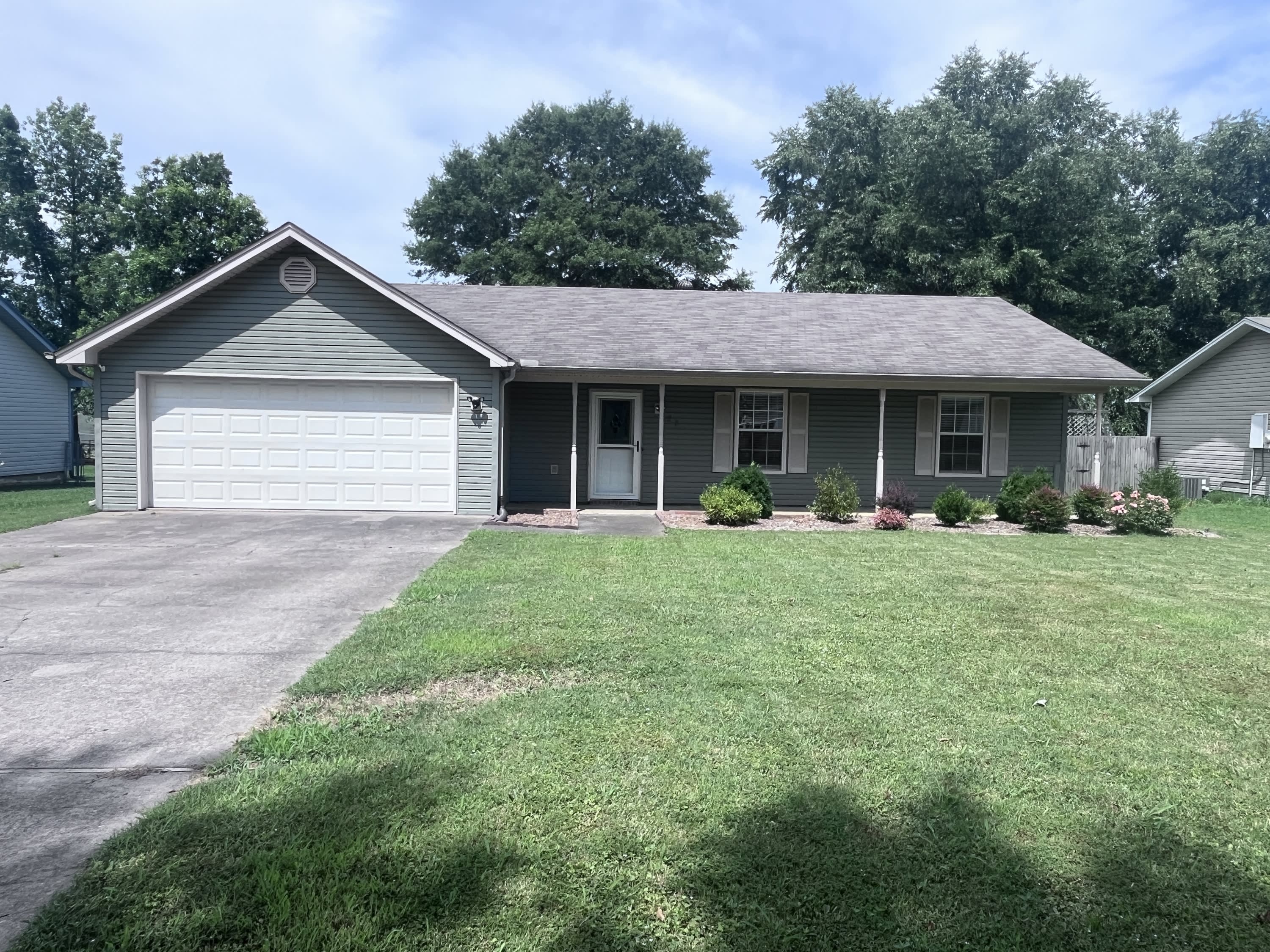 28 Burns Drive – photo 1