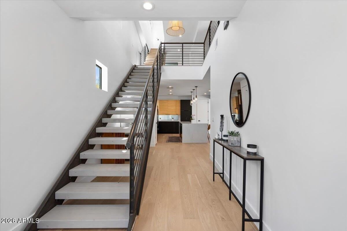 230 W Monterosa Street – photo 4