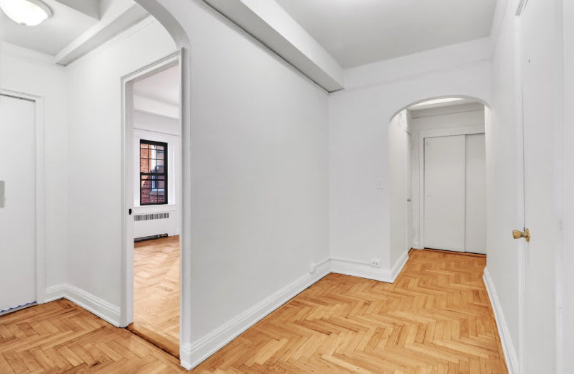241 E 11th St – photo 5