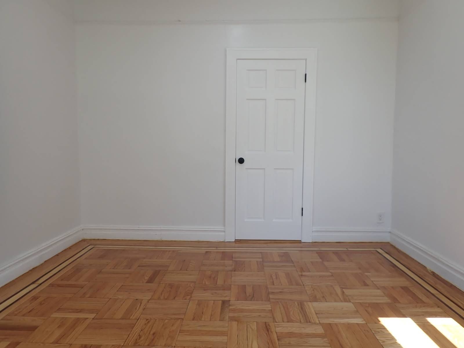 663 E 94Th Street – photo 4