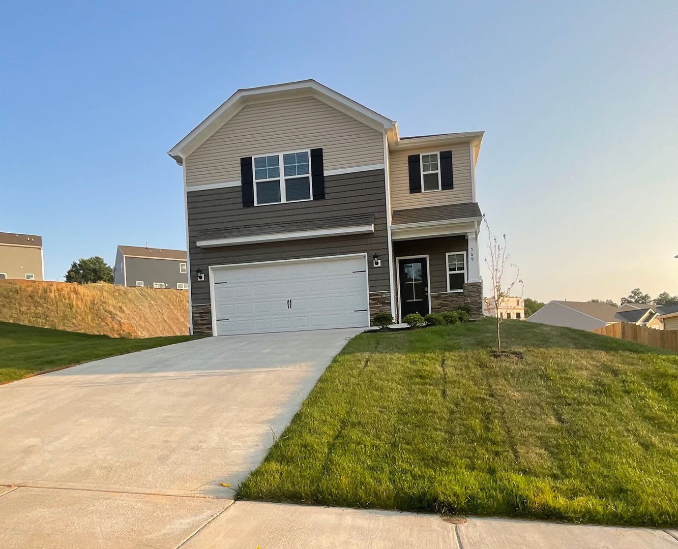 Nice 3 bedroom/2 bath – photo 1