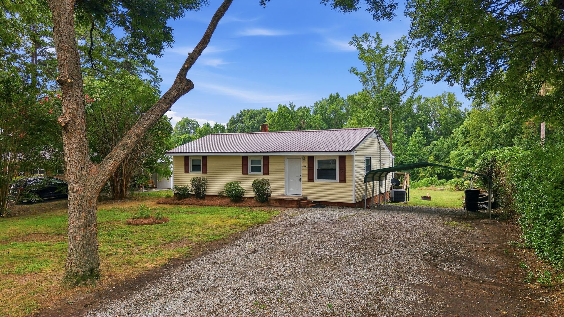 3 Bedroom 1 Bathroom – photo 5