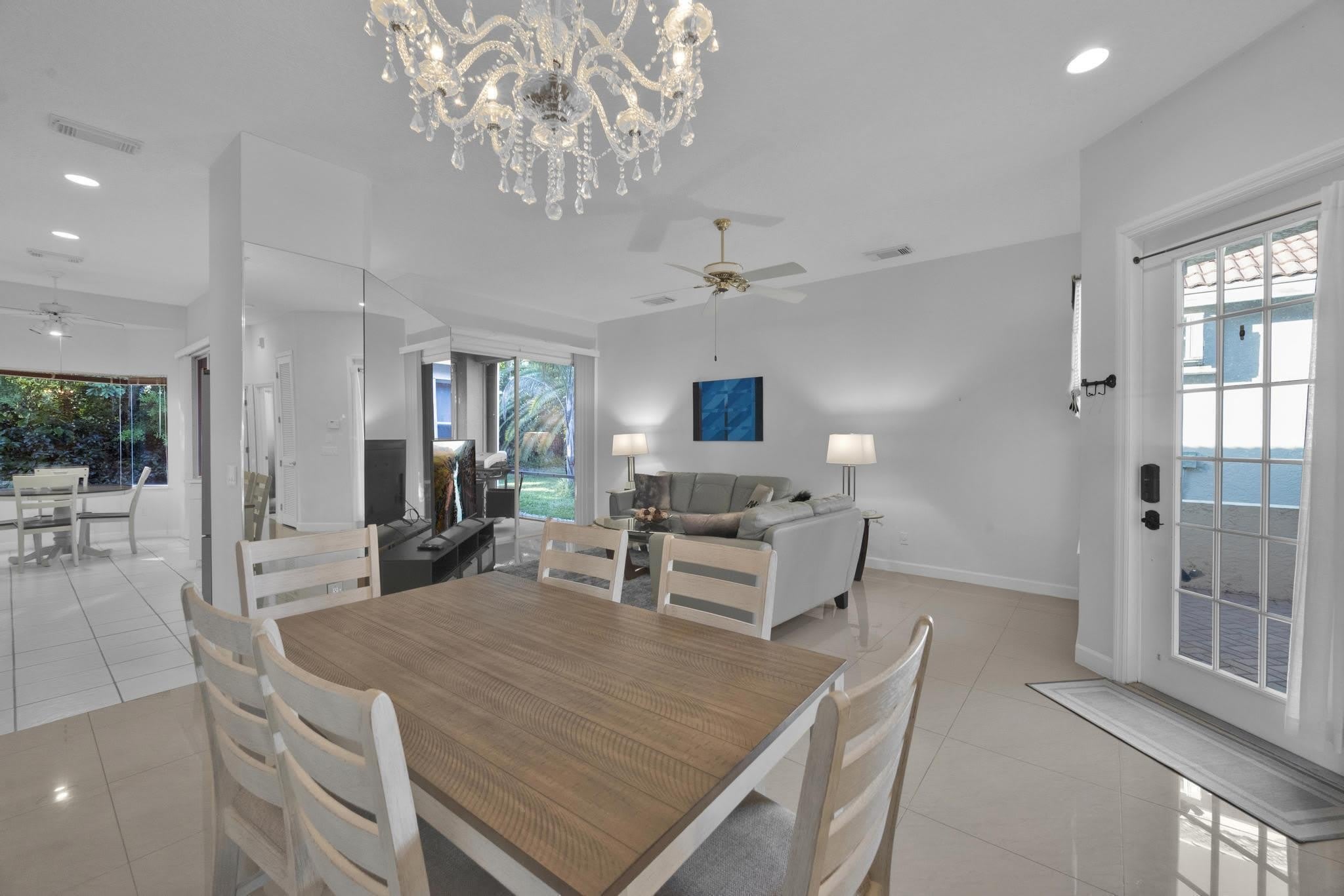 615 SW St Thomas Cove – photo 5