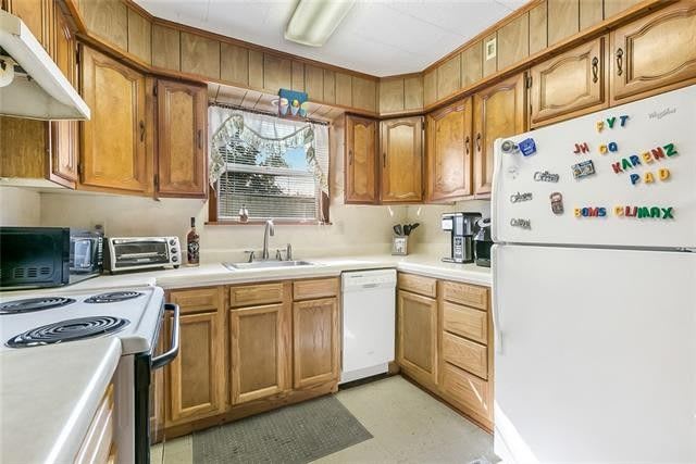 536 Aurora Avenue – photo 2