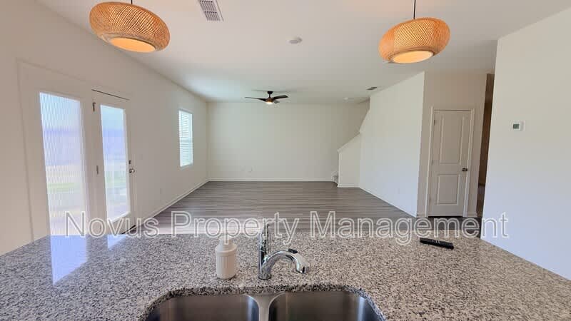 8 Borland Road – photo 3