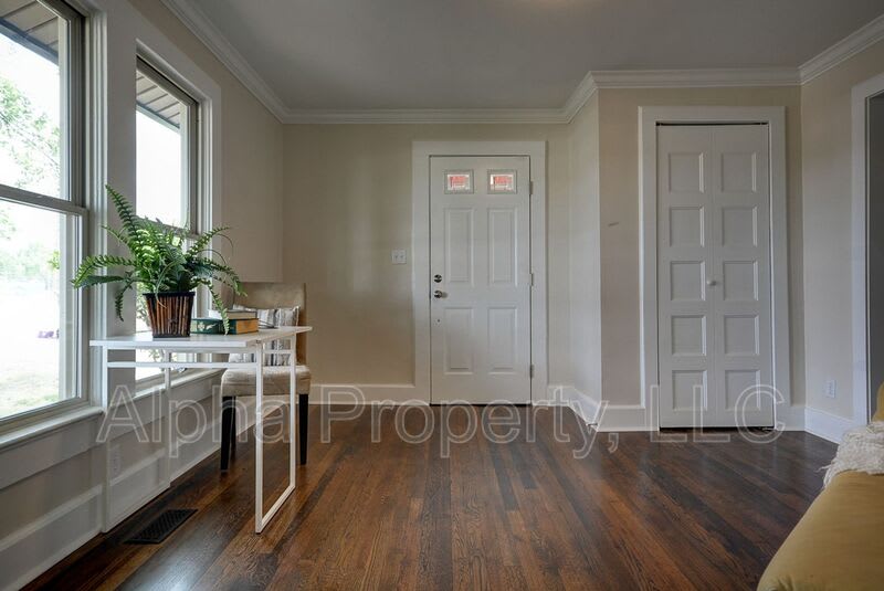 1813 Old Easley Bridge Rd – photo 4