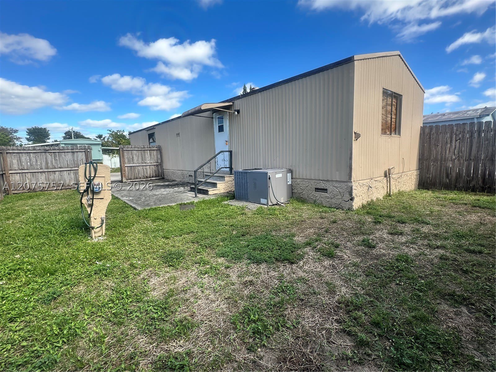 11886 Watergate Cir – photo 5