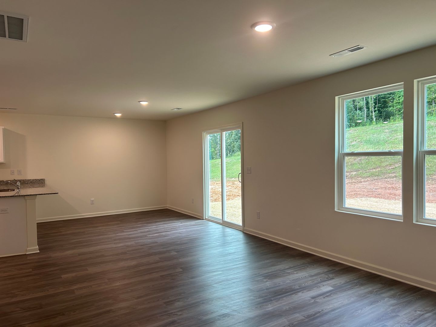 Like New 2 Story 4 Bedroom 2 5 Bath Home In The Windcrest Acres Community In Asheboro W 1 Car Garage Large Yard – photo 5