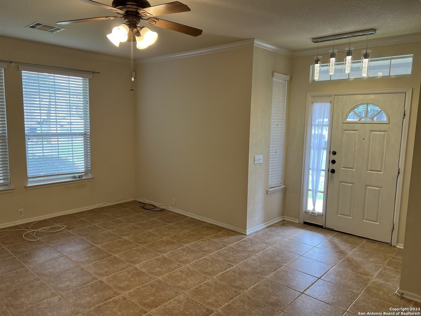 2532 GRAYSON CIR – photo 4
