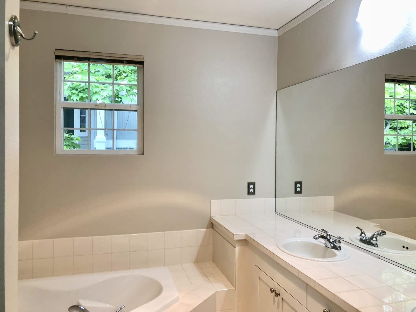 Sammamish Townhouse – photo 4