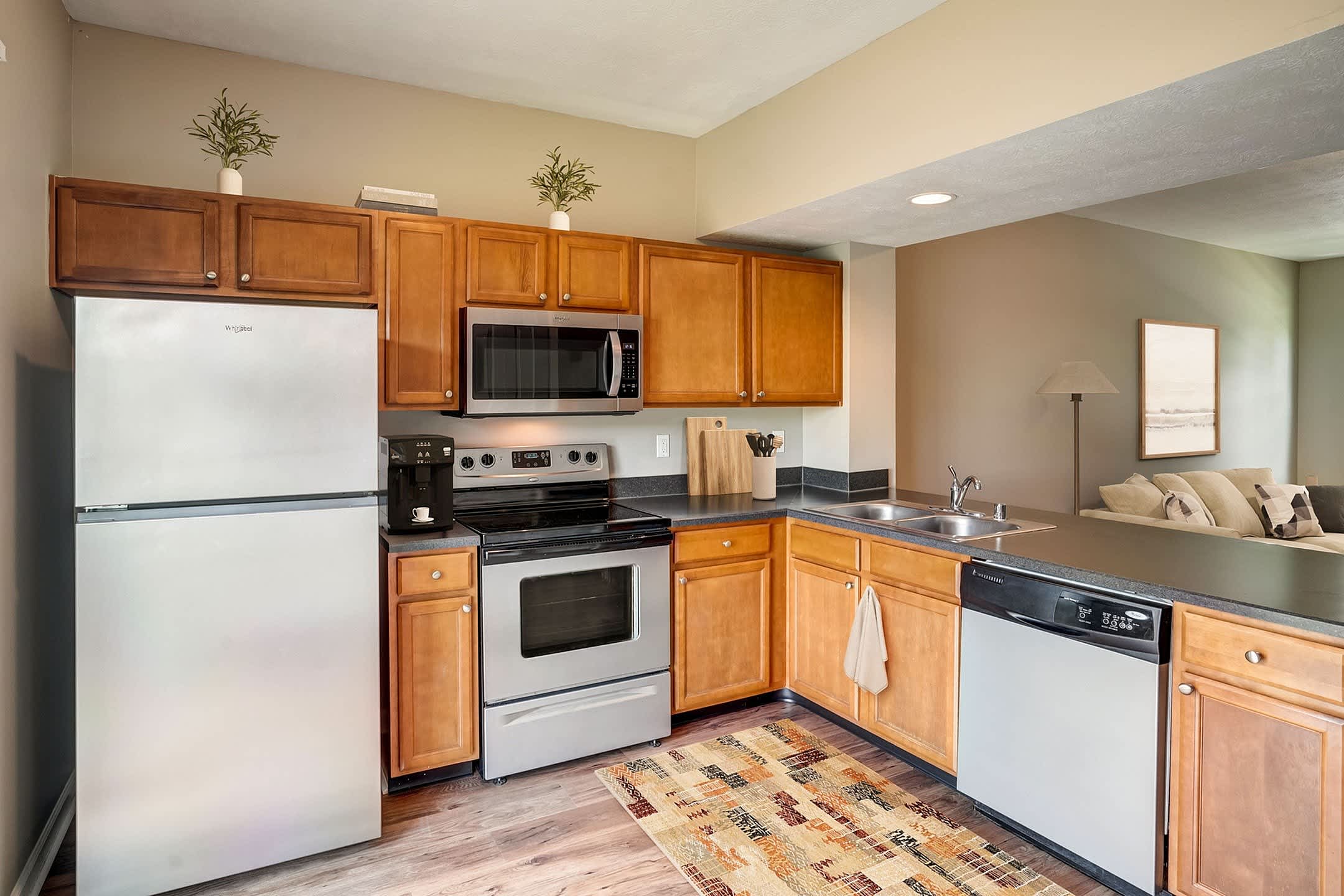 Riverford Crossing Apartments – photo 4