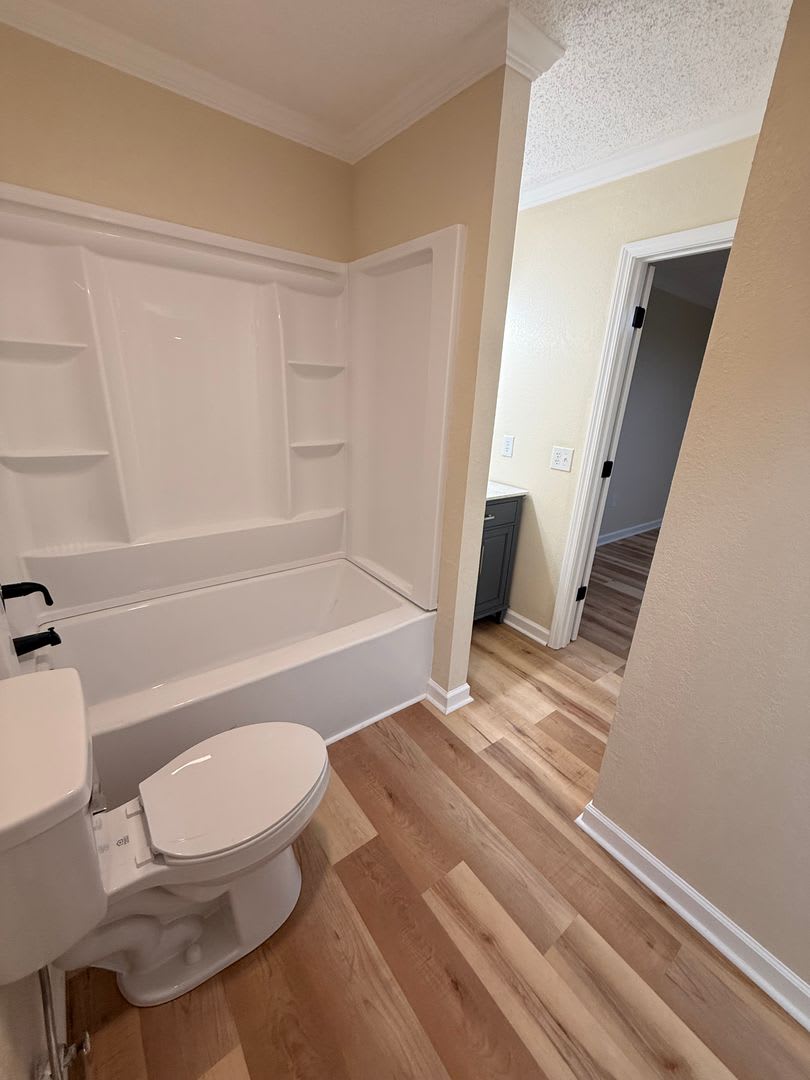 3 Bed 2 Bath Newly Renovated Home – photo 5