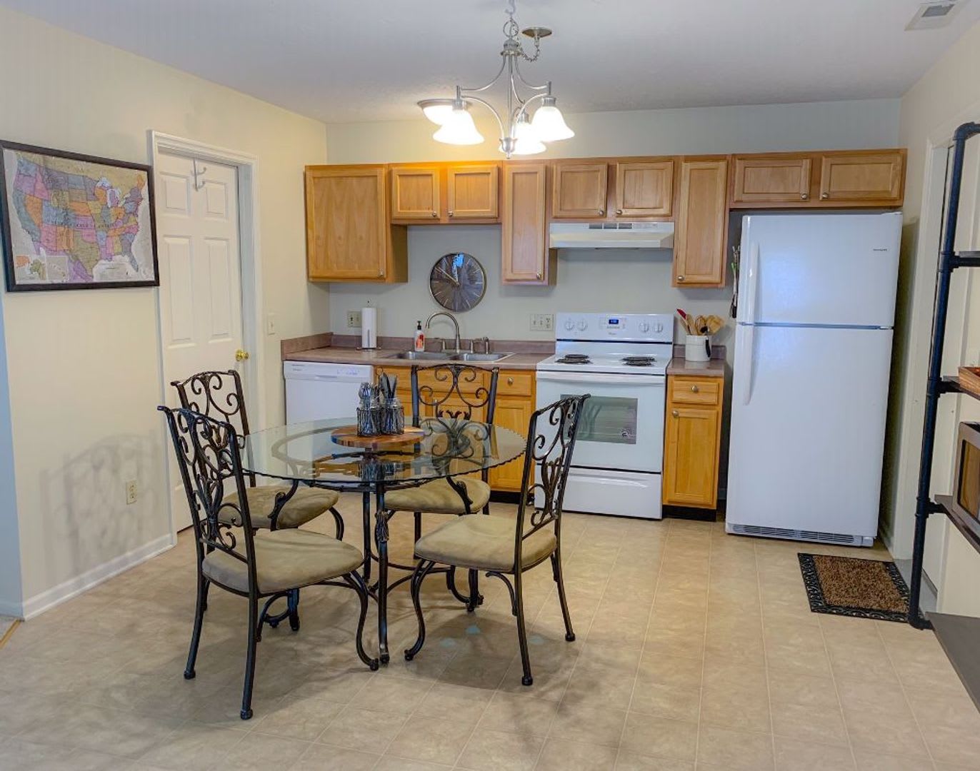 Short Term furnished rental available month to month – photo 5