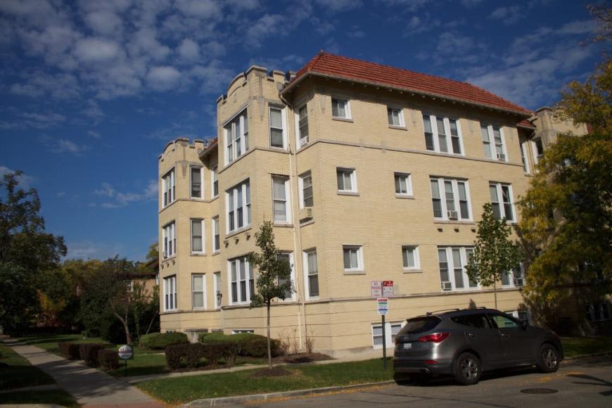 833 Dobson – photo 1