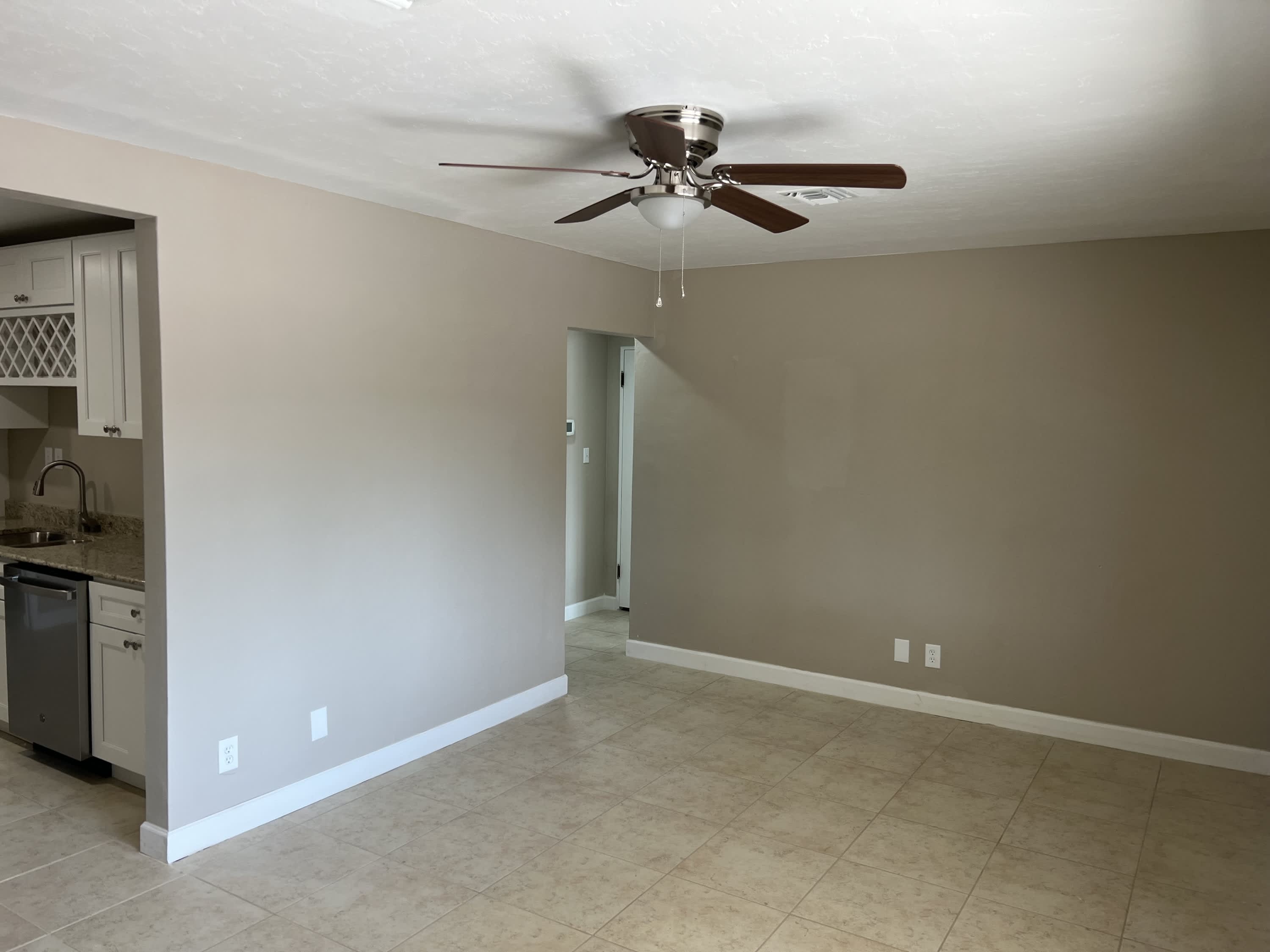 2637 North Wilson Avenue – photo 3