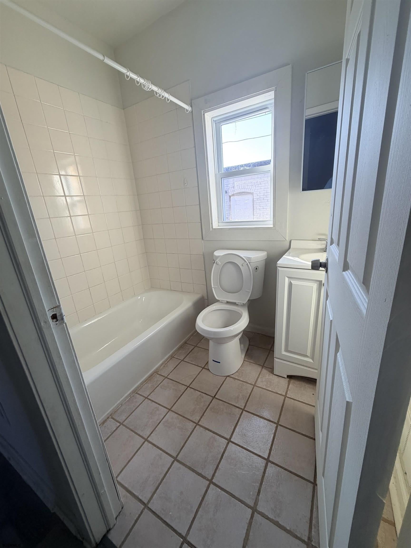 715 Harris Pl – photo 4