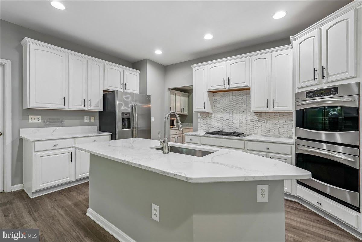 905 ROYAL ELM CT – photo 2