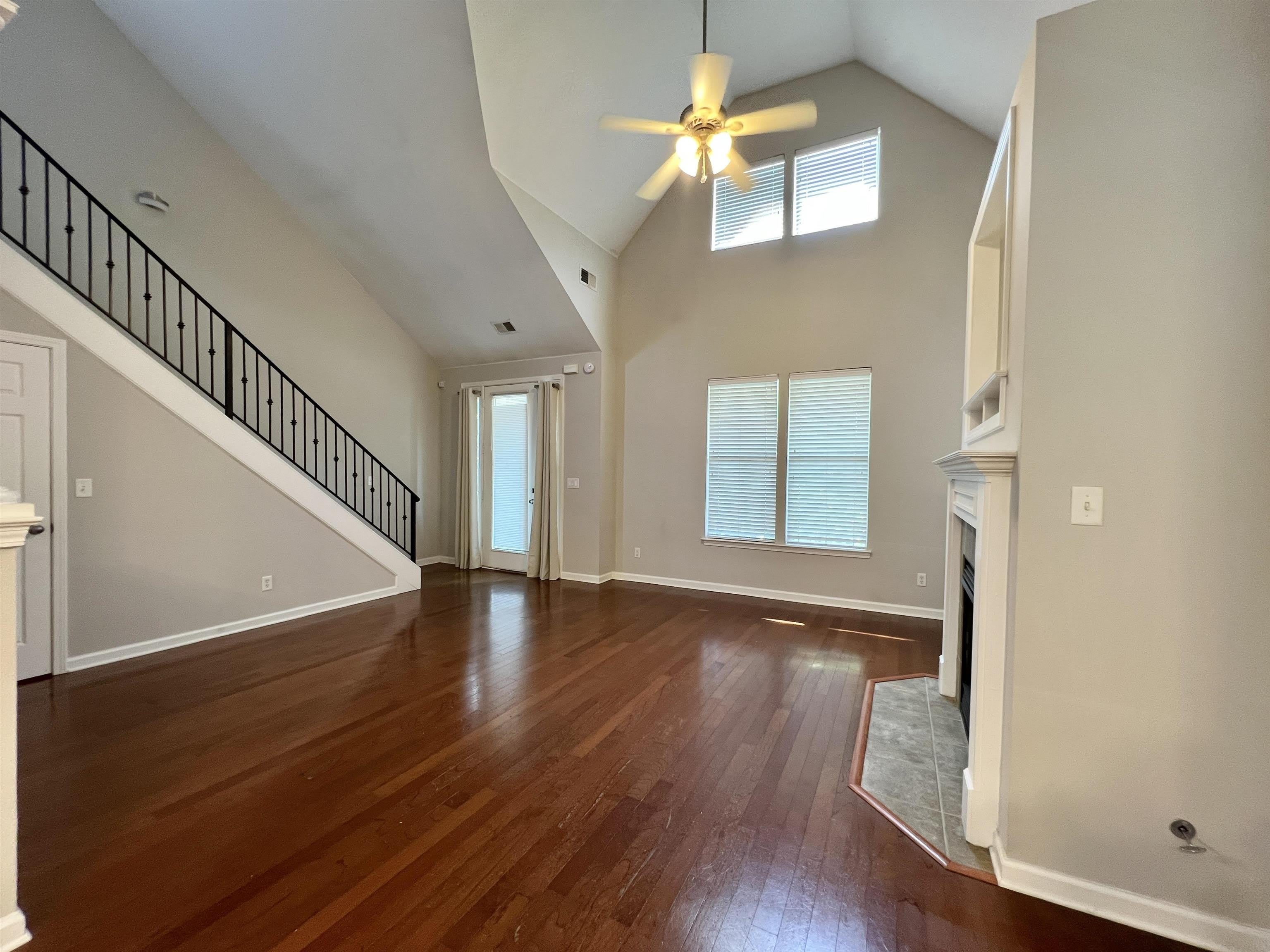 154 ISLAND BLUFF Dr – photo 4
