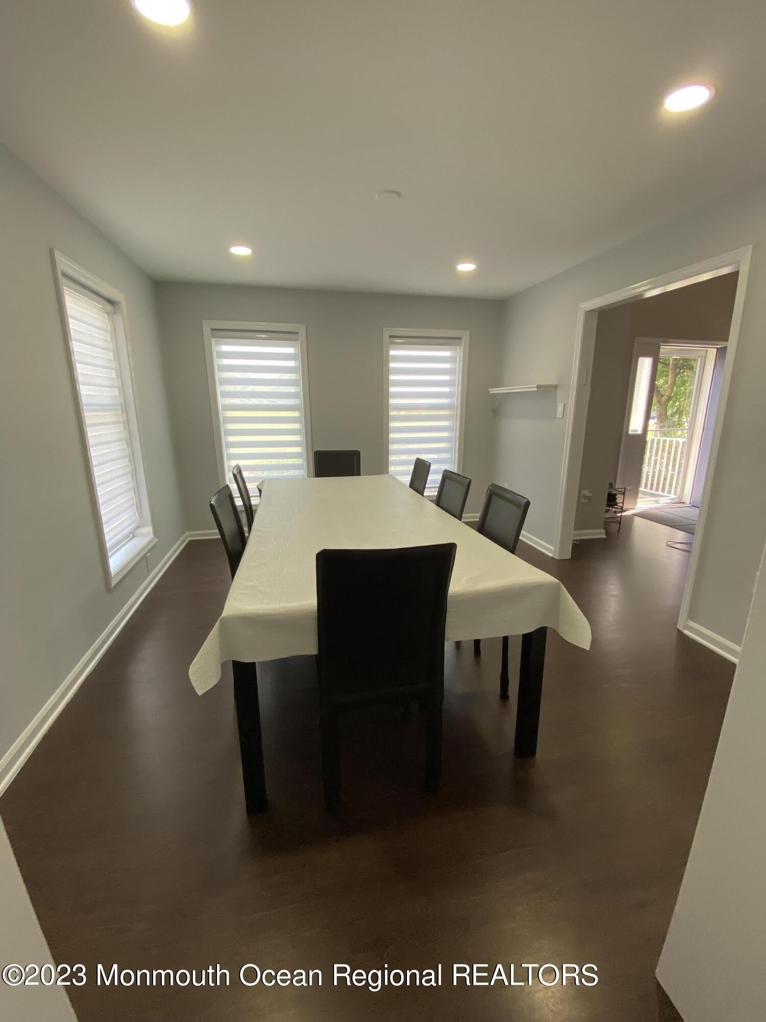 511 W Park Avenue – photo 4