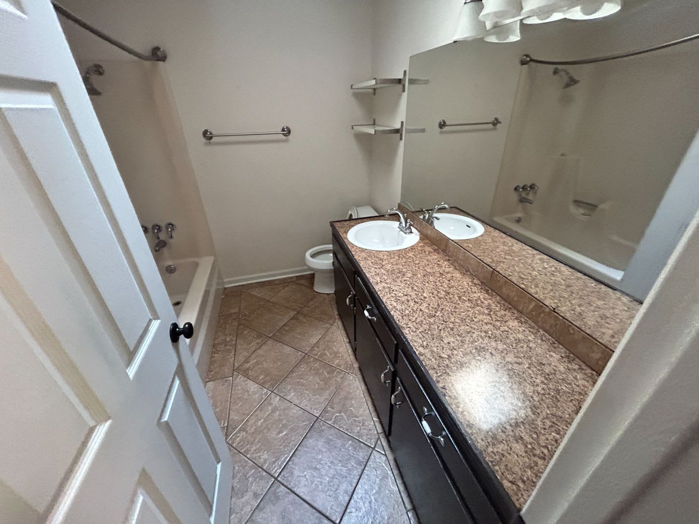 4 Bedroom 2 Bath – photo 4