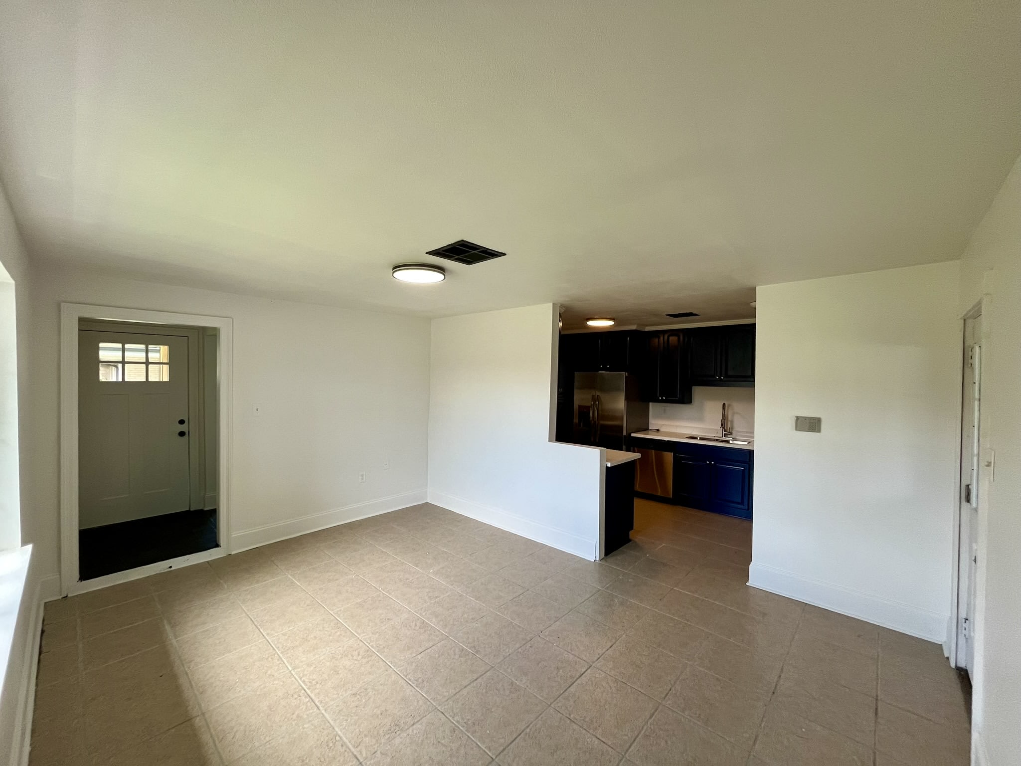 113 Tinsley Dr – photo 3