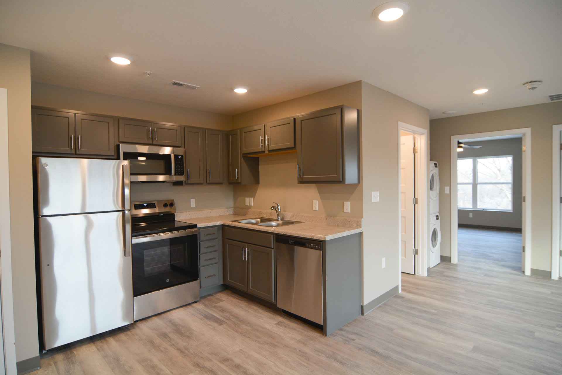 4102 Hamilton Street – photo 2