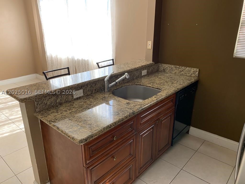 400 SW 2nd St – photo 5