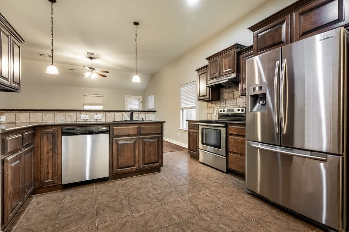 2609 NW 183rd St – photo 5