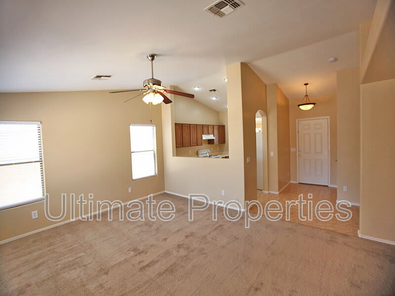 2333 W Maldonado Dr – photo 2