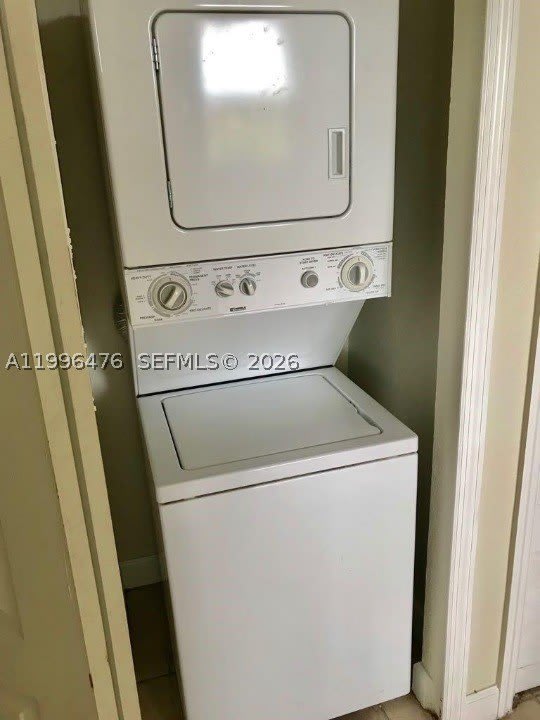 2731 SE 17th Ave – photo 4