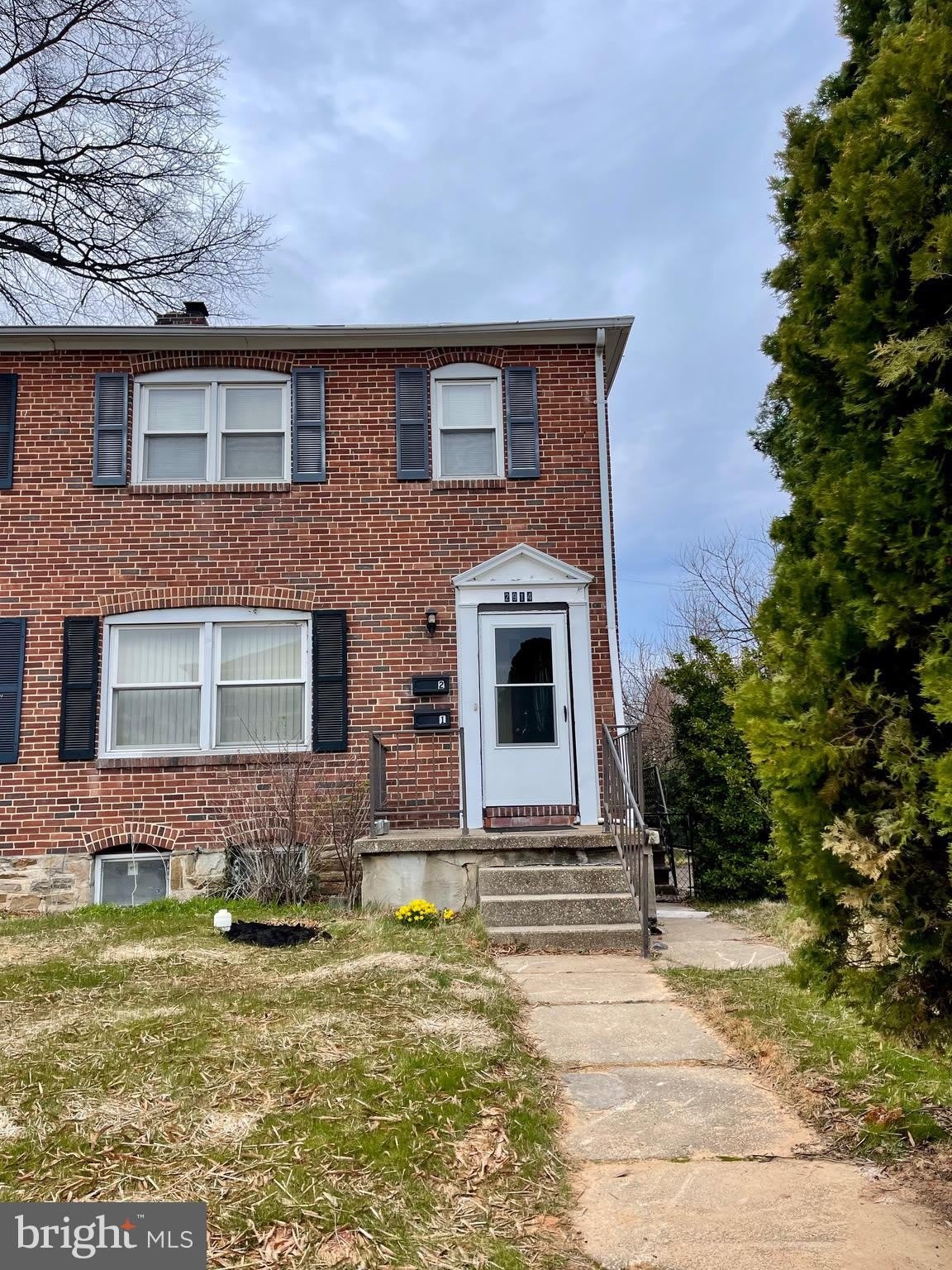 2914 CLEARVIEW Avenue – photo 1