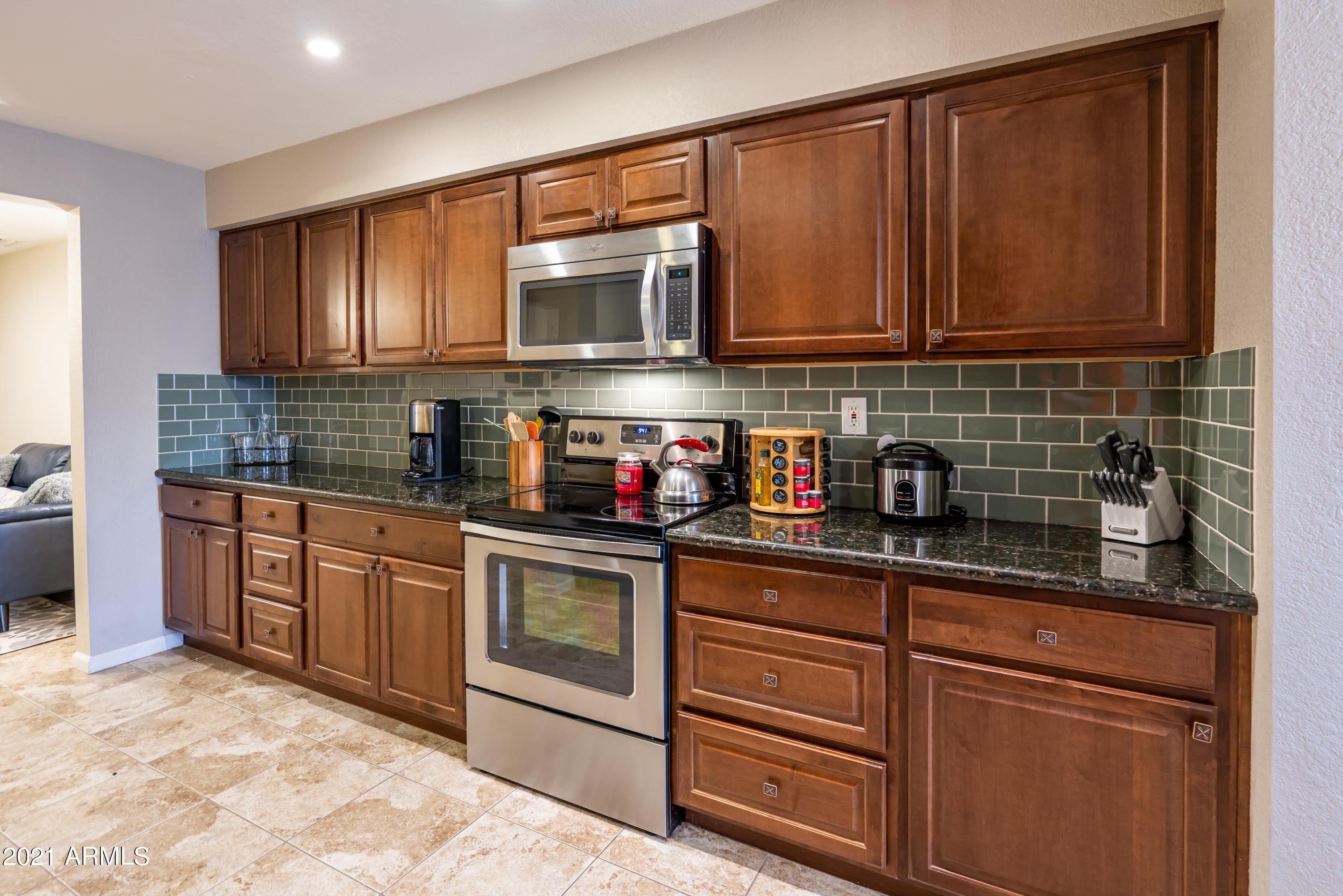 1332 W 6TH Street – photo 3