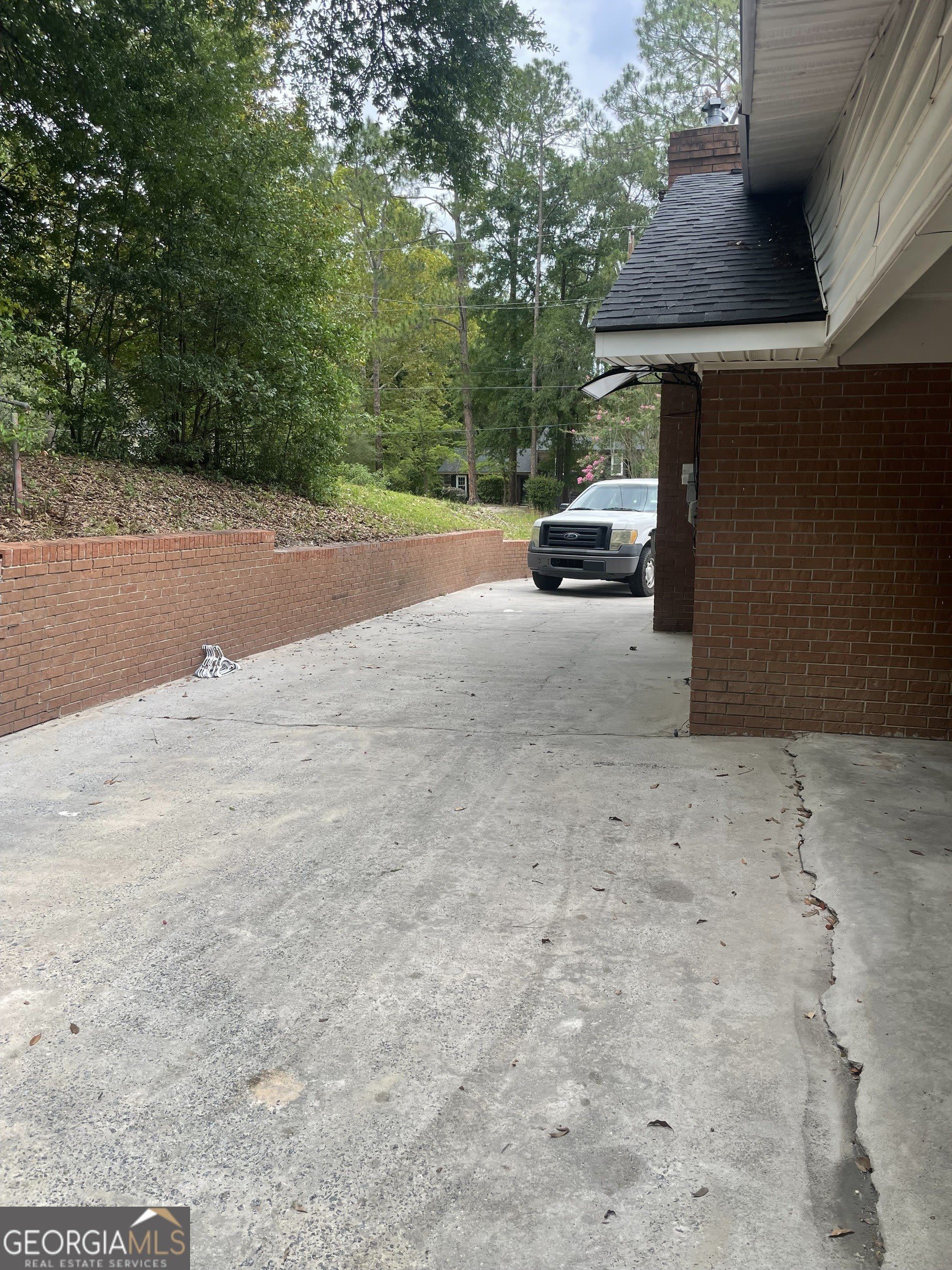514 Pitt Moore Road – photo 2