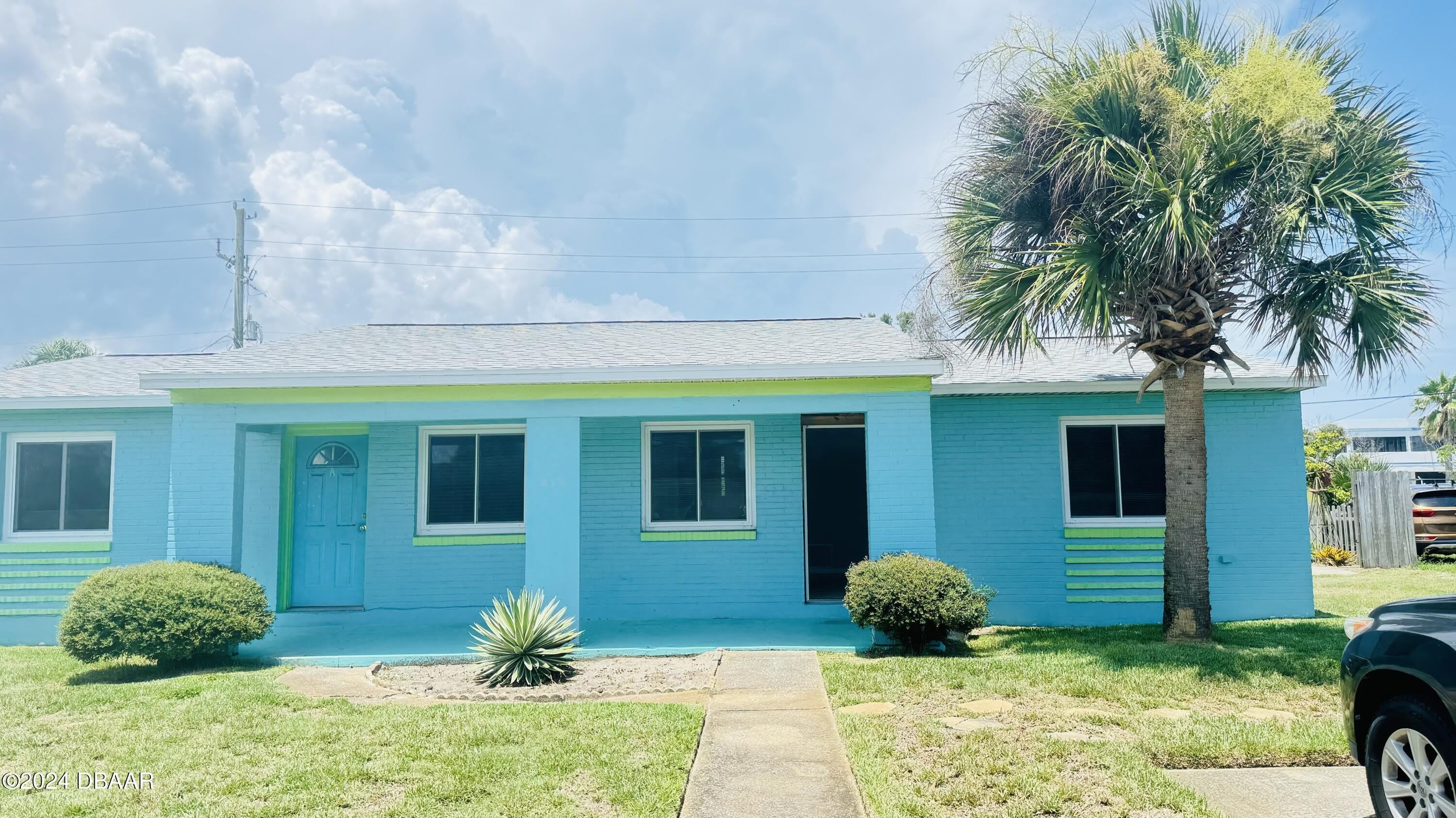 215 Rockefeller Drive – photo 2