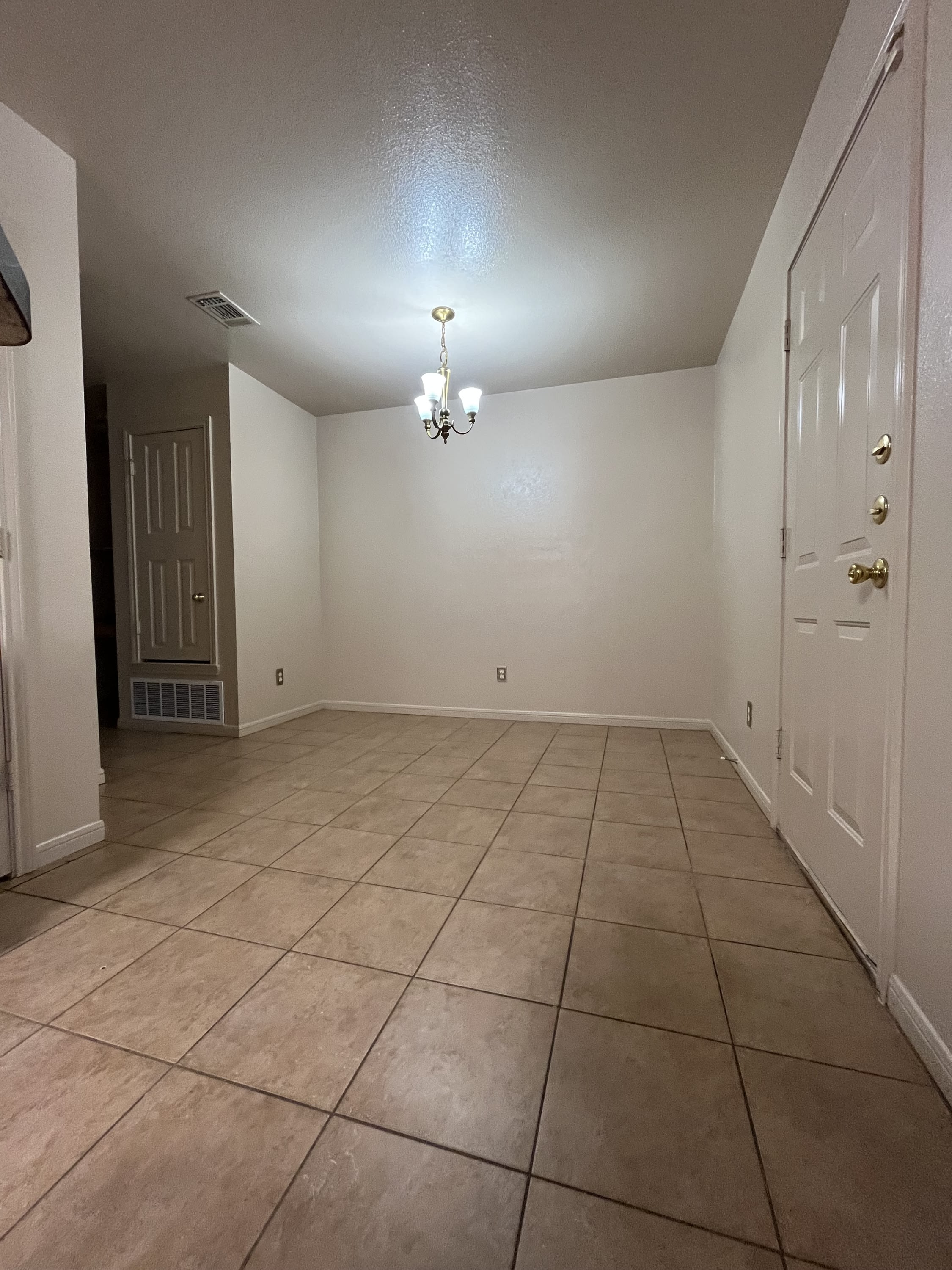 1301 Nicholas – photo 4