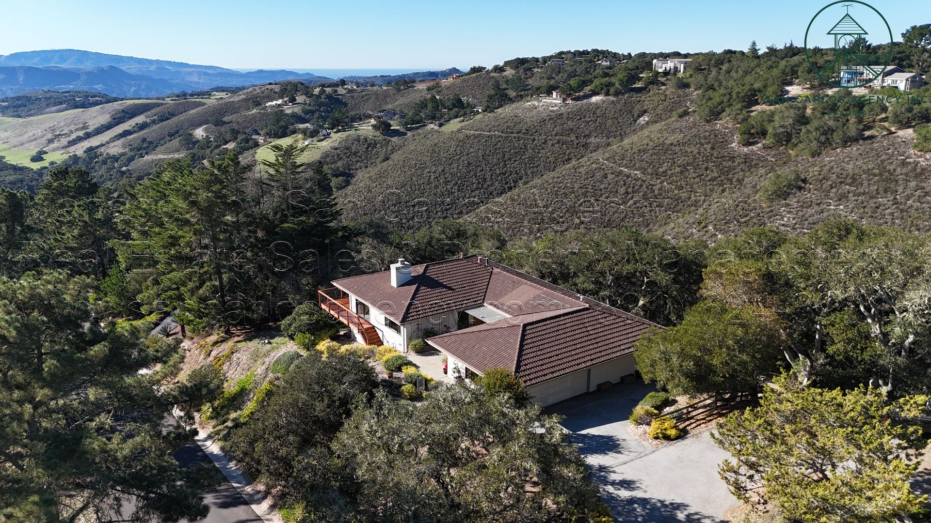 Impeccable Laureles Grade Estate Property with Valley Views – photo 2