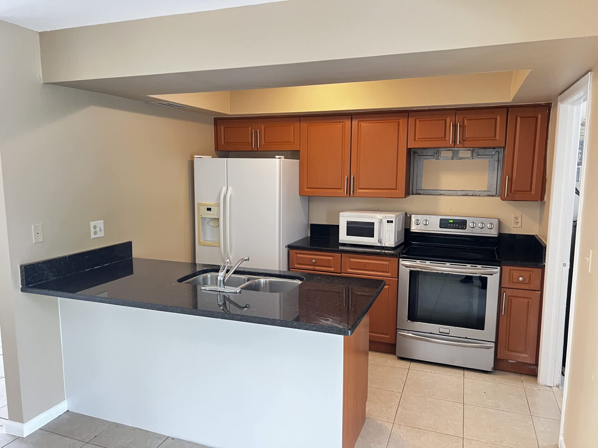 1807 Southwest 1st Avenue- A – photo 2