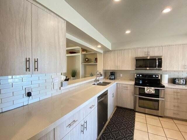 432 Desert Falls Drive N – photo 2