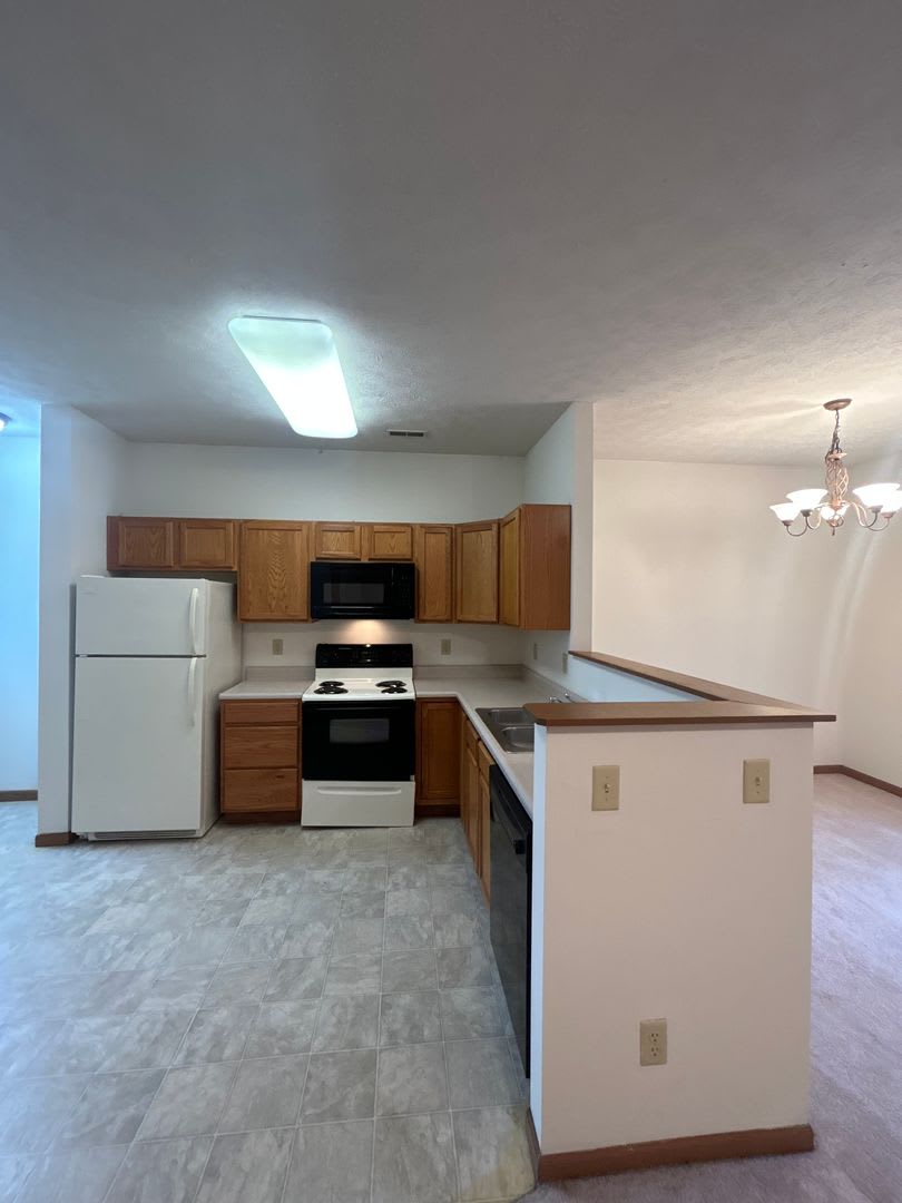 3 Bedroom Townhome – photo 3
