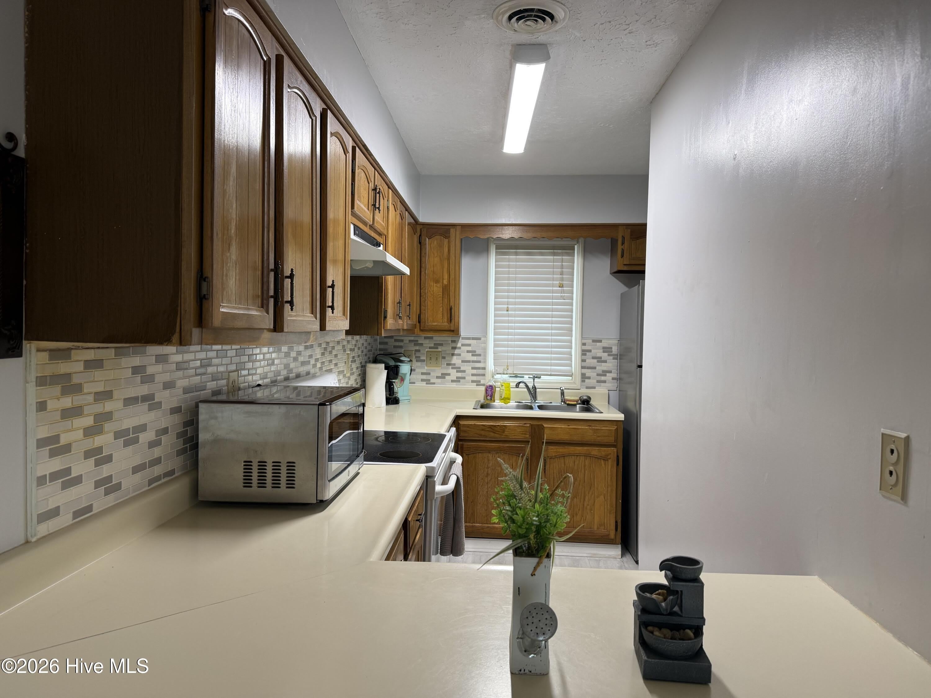 940 Linden Road – photo 3