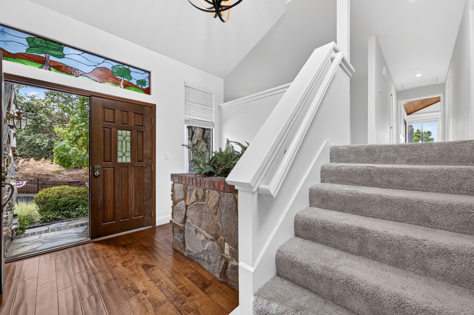 Must See Spacious Alamo 4BR Home with Remodeled Baths & Expansive Yard – Monte Vista Schools! – photo 5