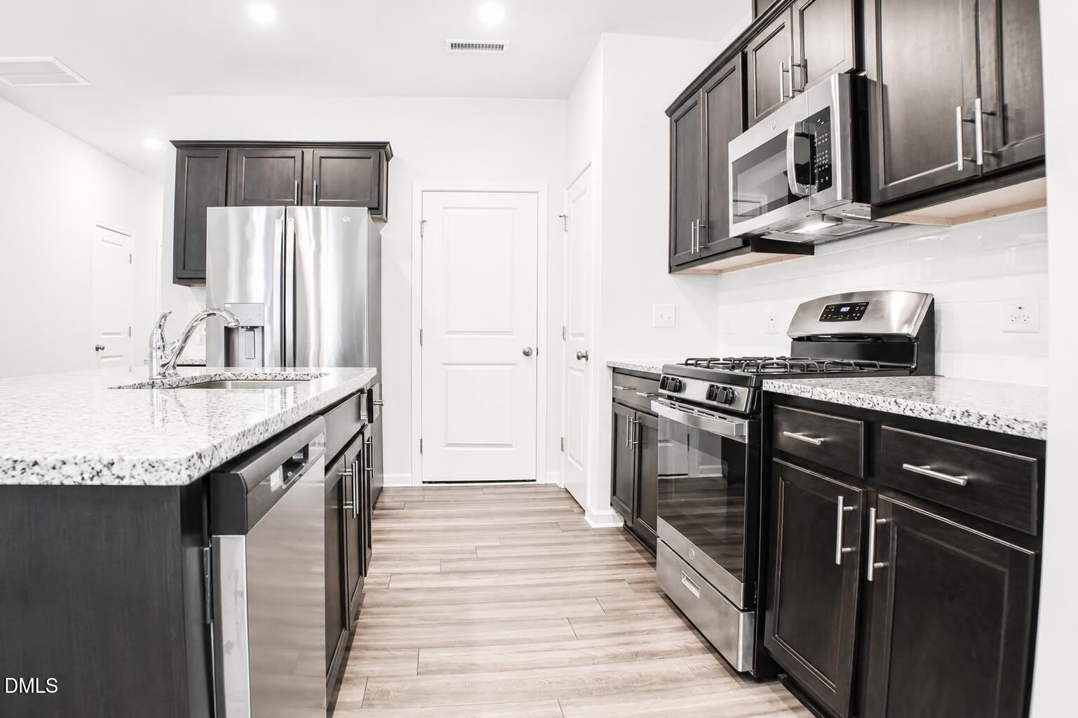 225 Peebles Drive – photo 5