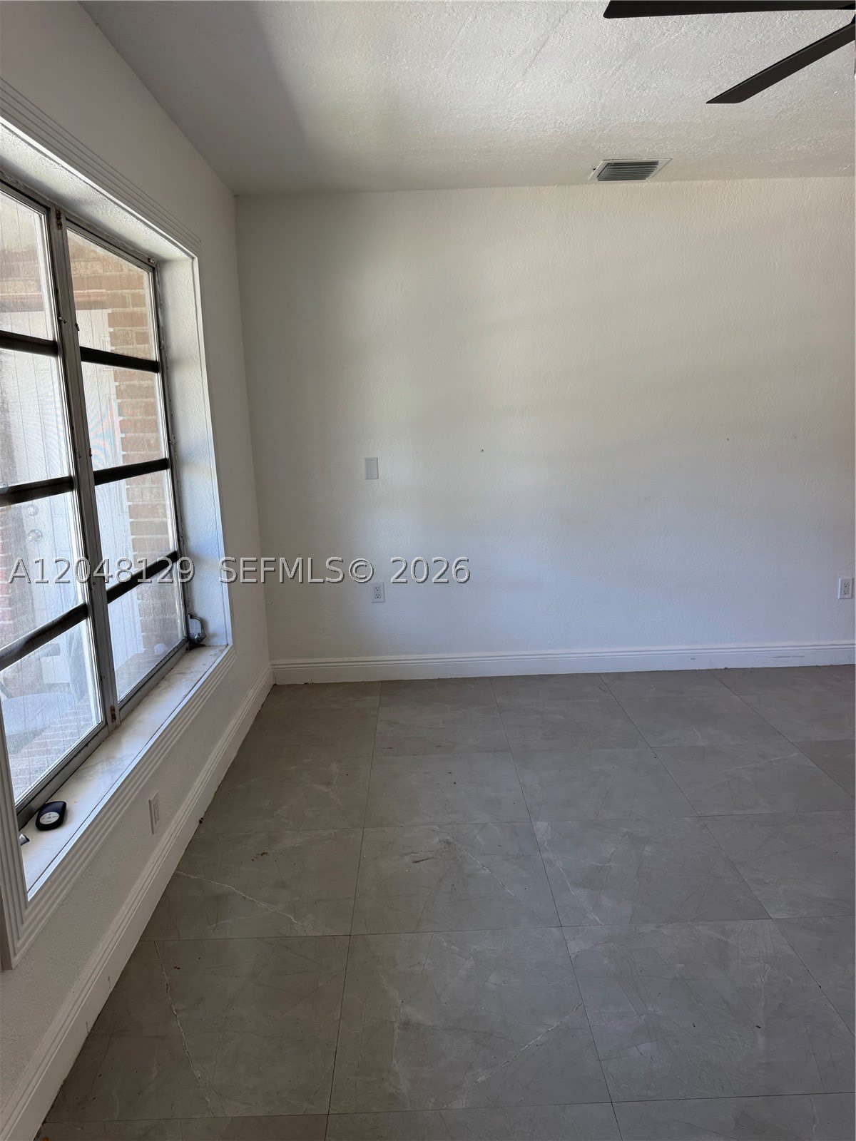1281 NE 209th Ter – photo 3